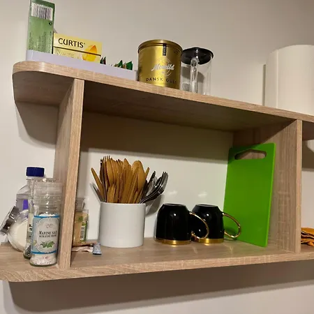 Freshly Renovated Bathroom! Luna Budget Cozy Juhkentali 42 Near Centre Airport Next To The Bus Station Apartament *